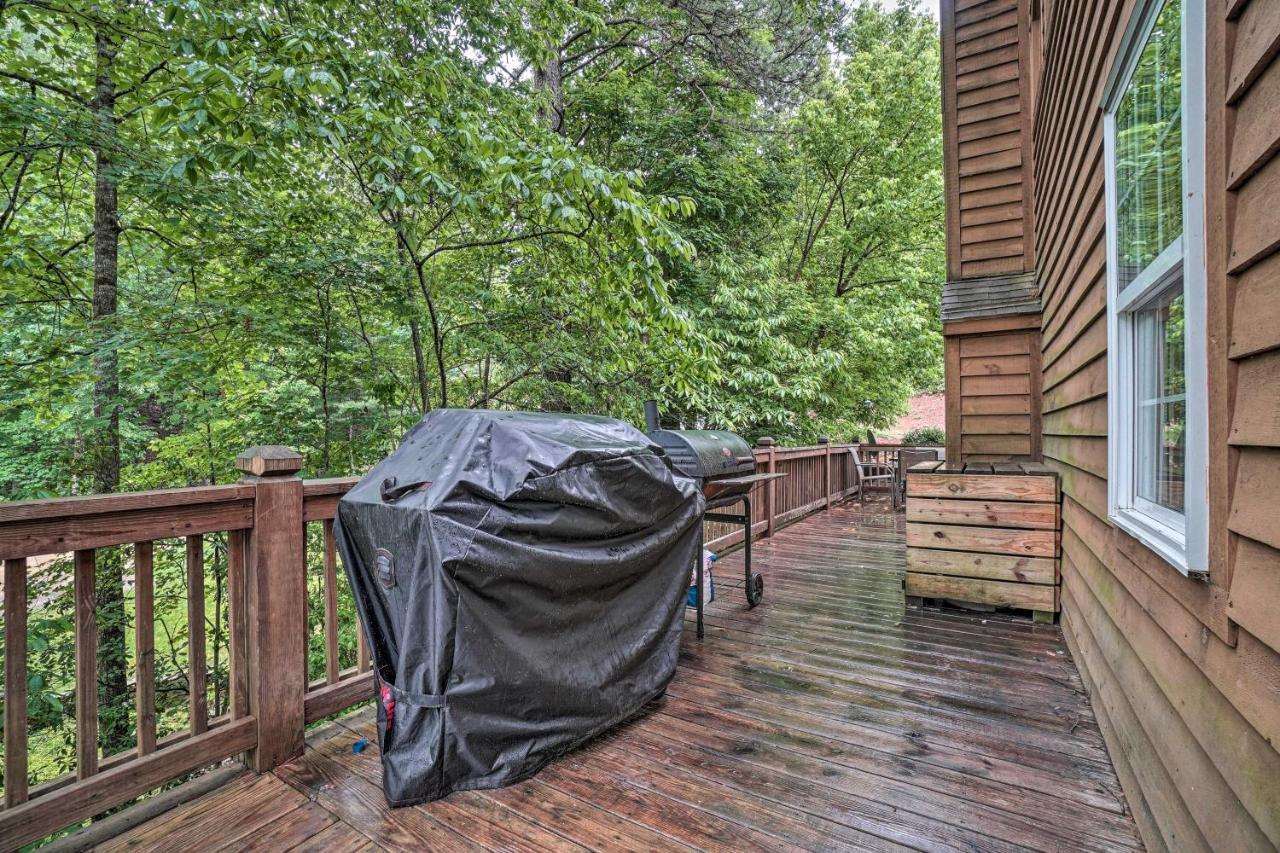 Resort Innsbruck Cabin With A Hot Tub And Deck! เฮเลน ภายนอก รูปภาพ